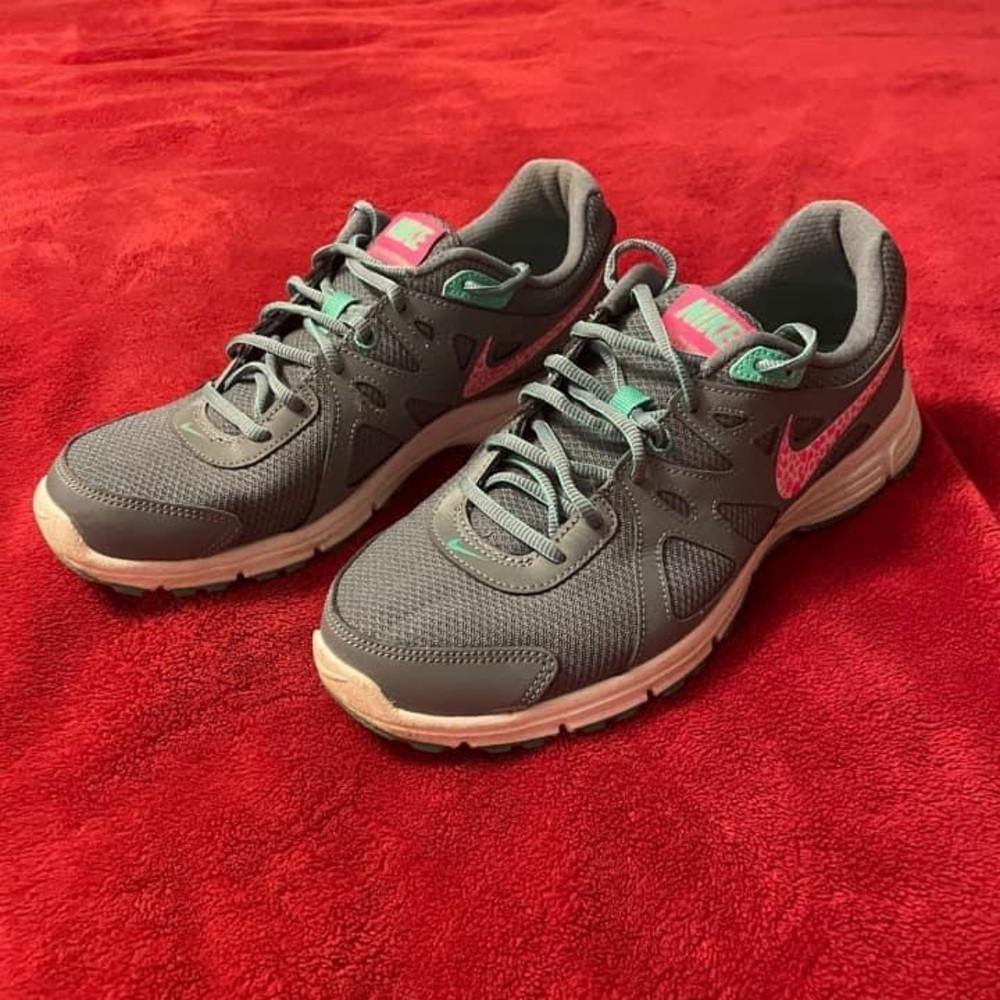 COPY - Womens Nike Tennis Shoes
